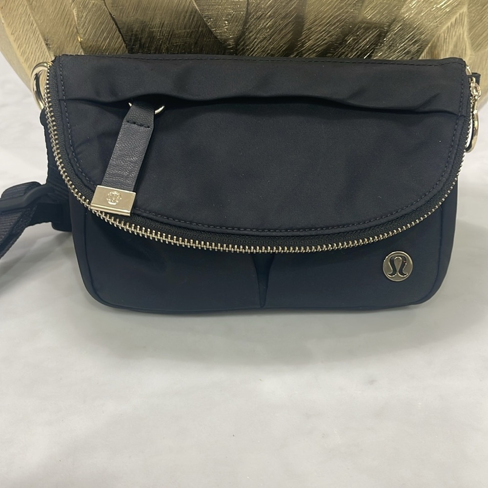 NWOT Lululemon Festival Belt Bag